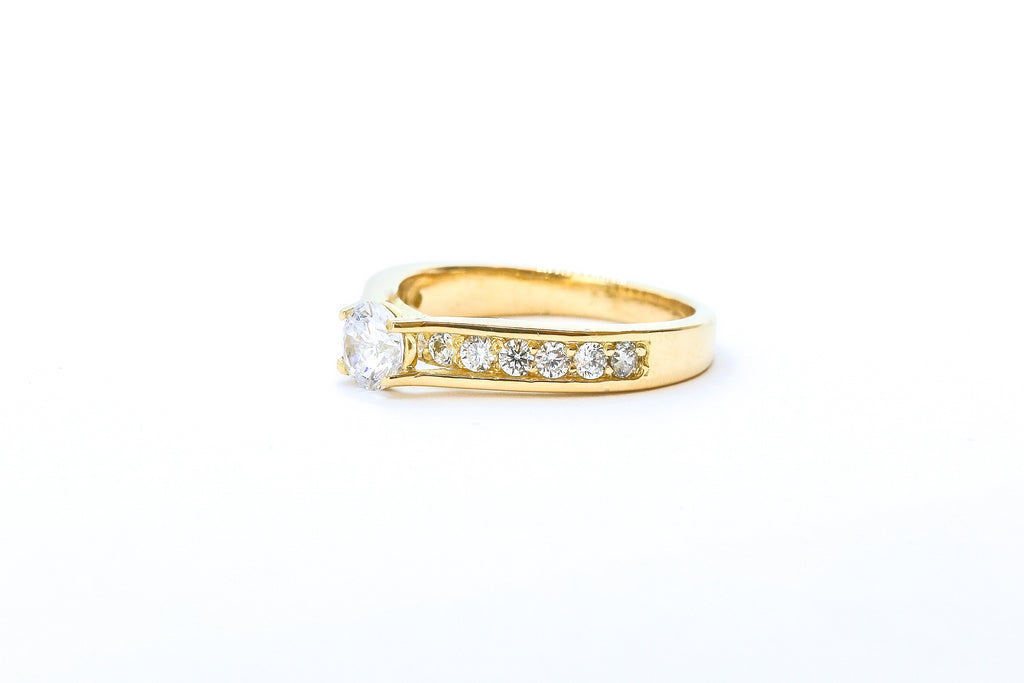 Anillo solitario de diamantes