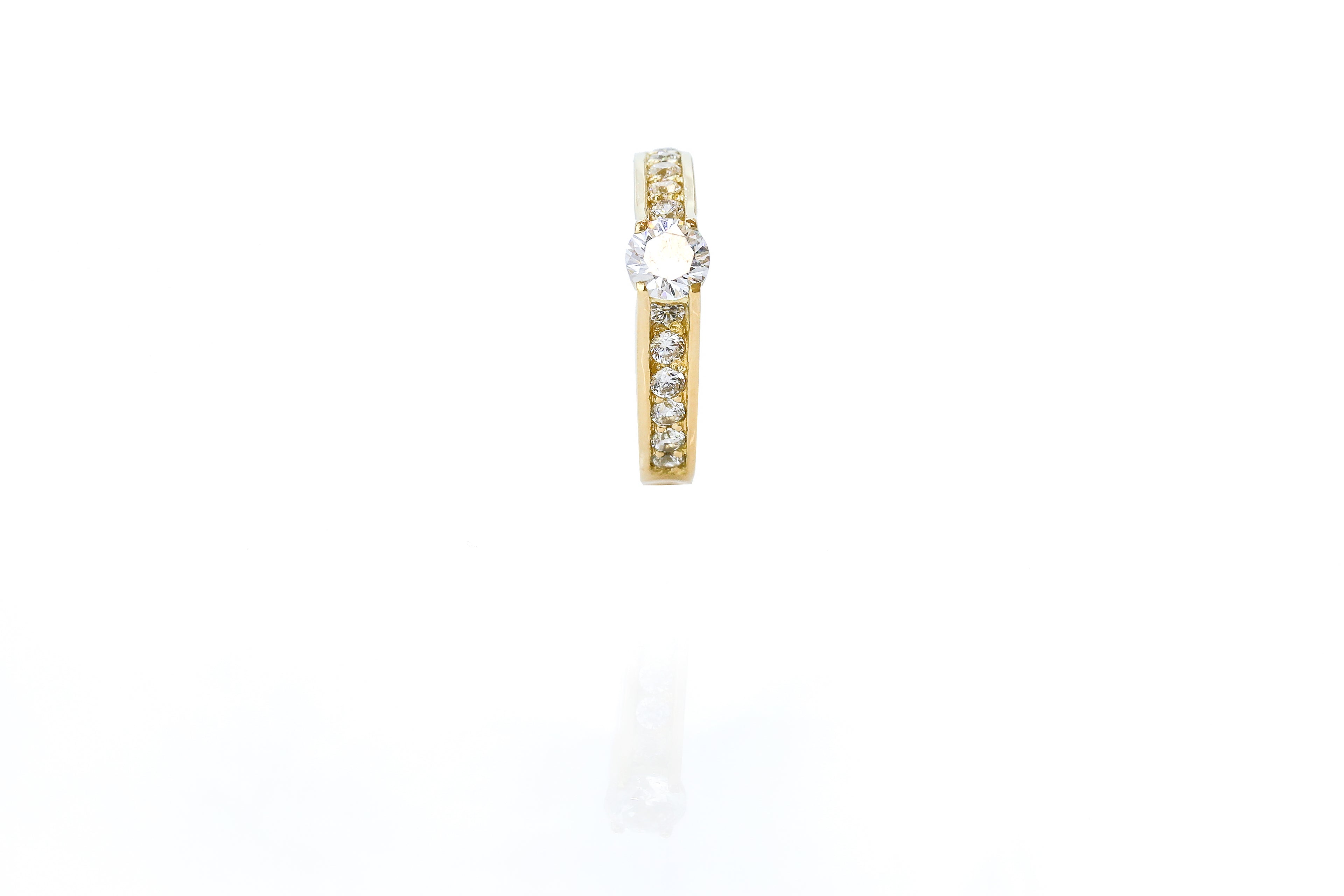 Anillo solitario de diamantes