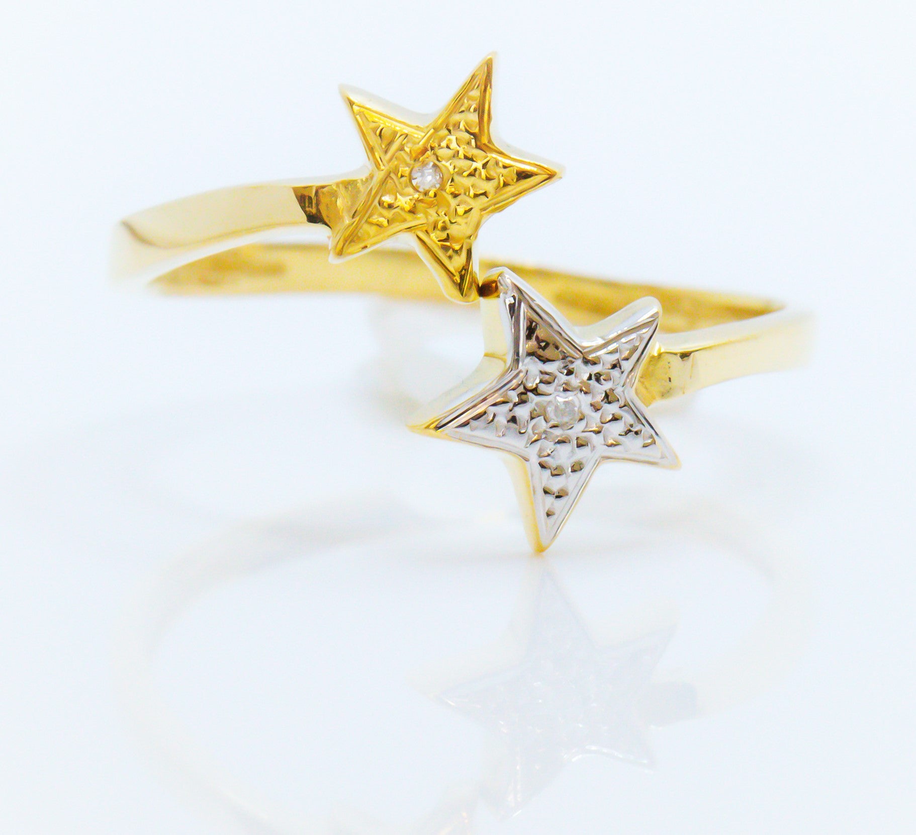 Anillo de Oro Sólido 18K Estrellas Fugaces