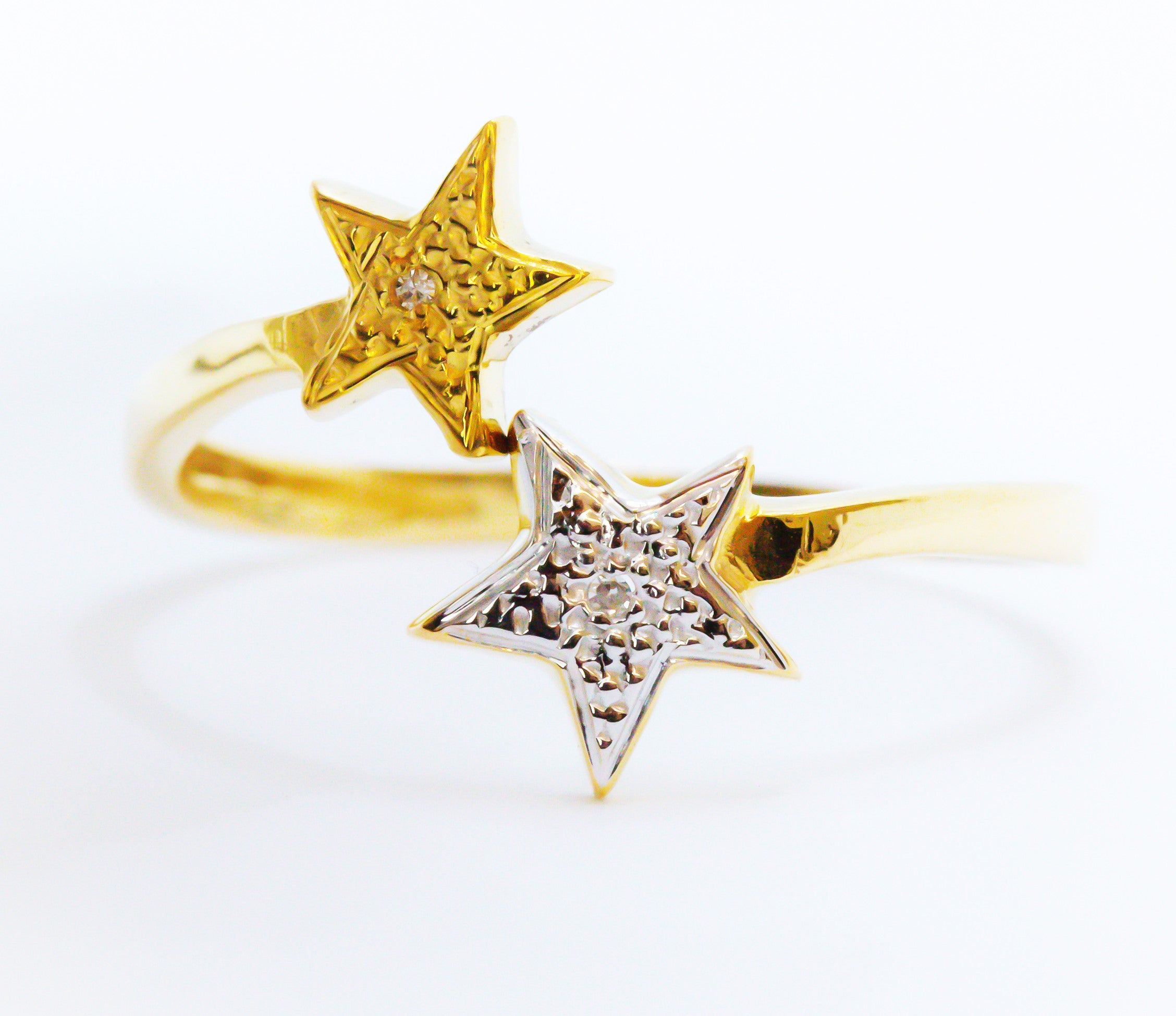Anillo de Oro Sólido 18K Estrellas Fugaces
