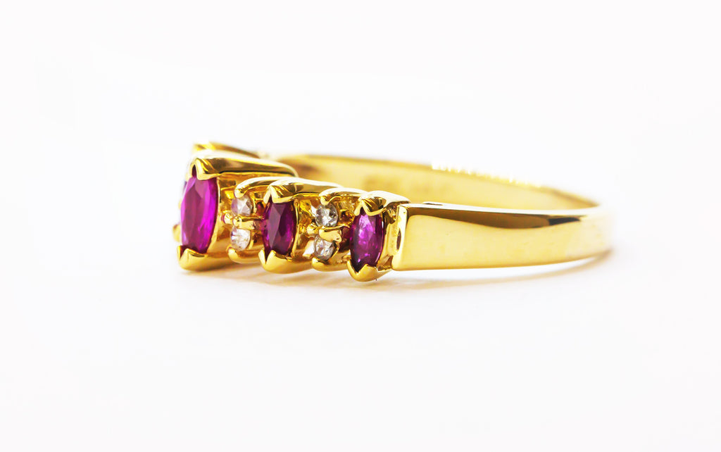 Anillo de diamante y rubí