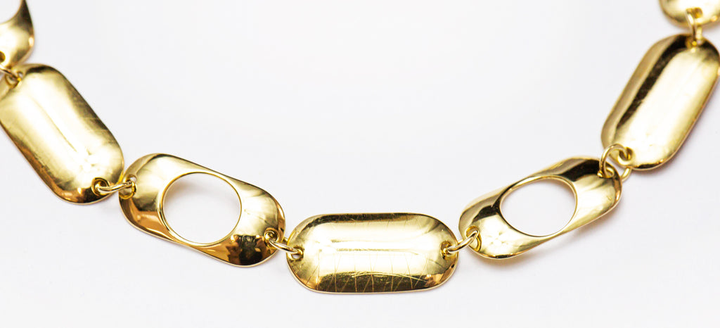 Pulsera de oro macizo de 18 quilates con eslabones de píldora