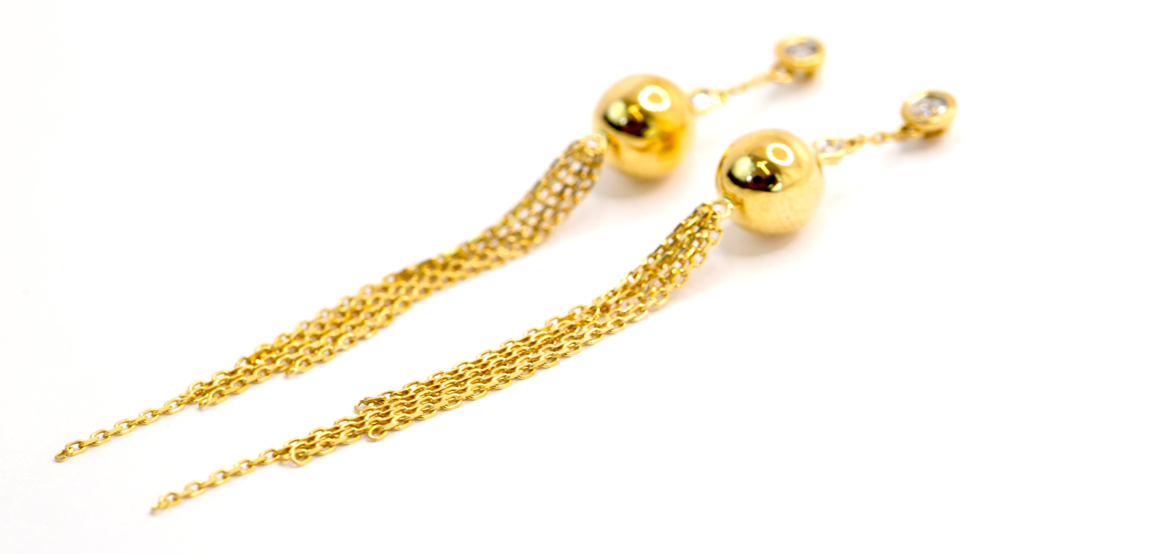 Pendiente de bolitas con Cadenas