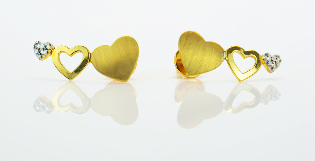 Pendientes de Oro Sólido de 18K Tres Corazón