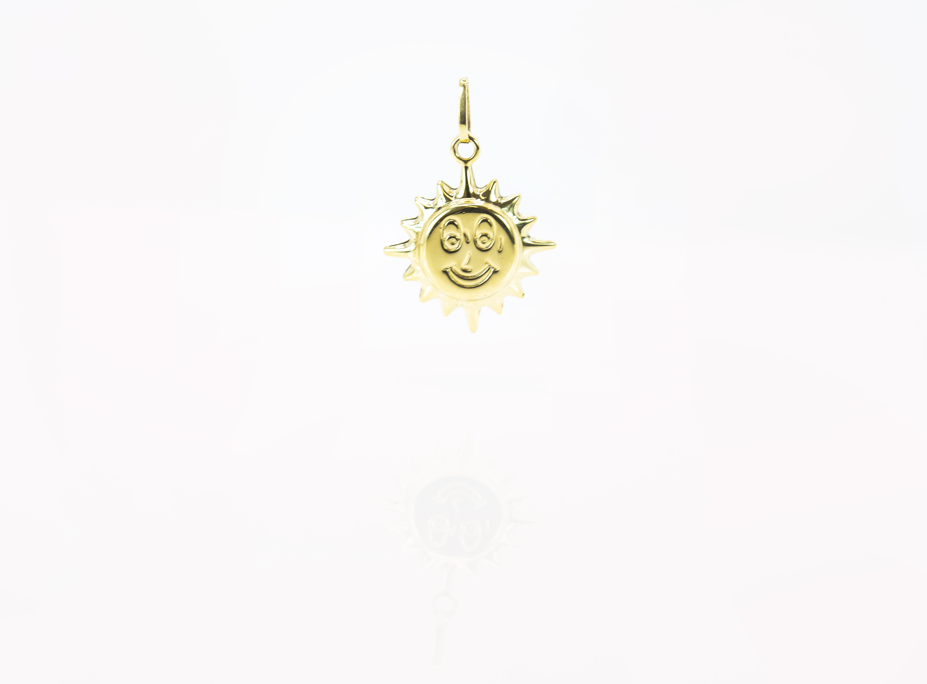 Colgante en Oro Sólido 18K Sol
