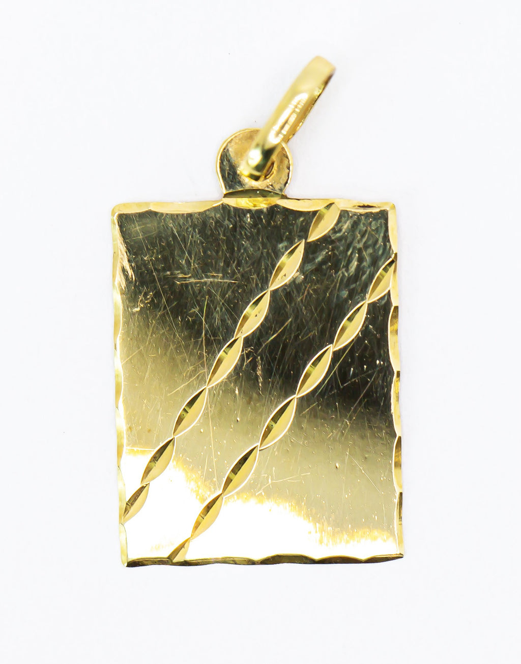 Colgante de oro macizo de 18 quilates, placa con cortes diamantados