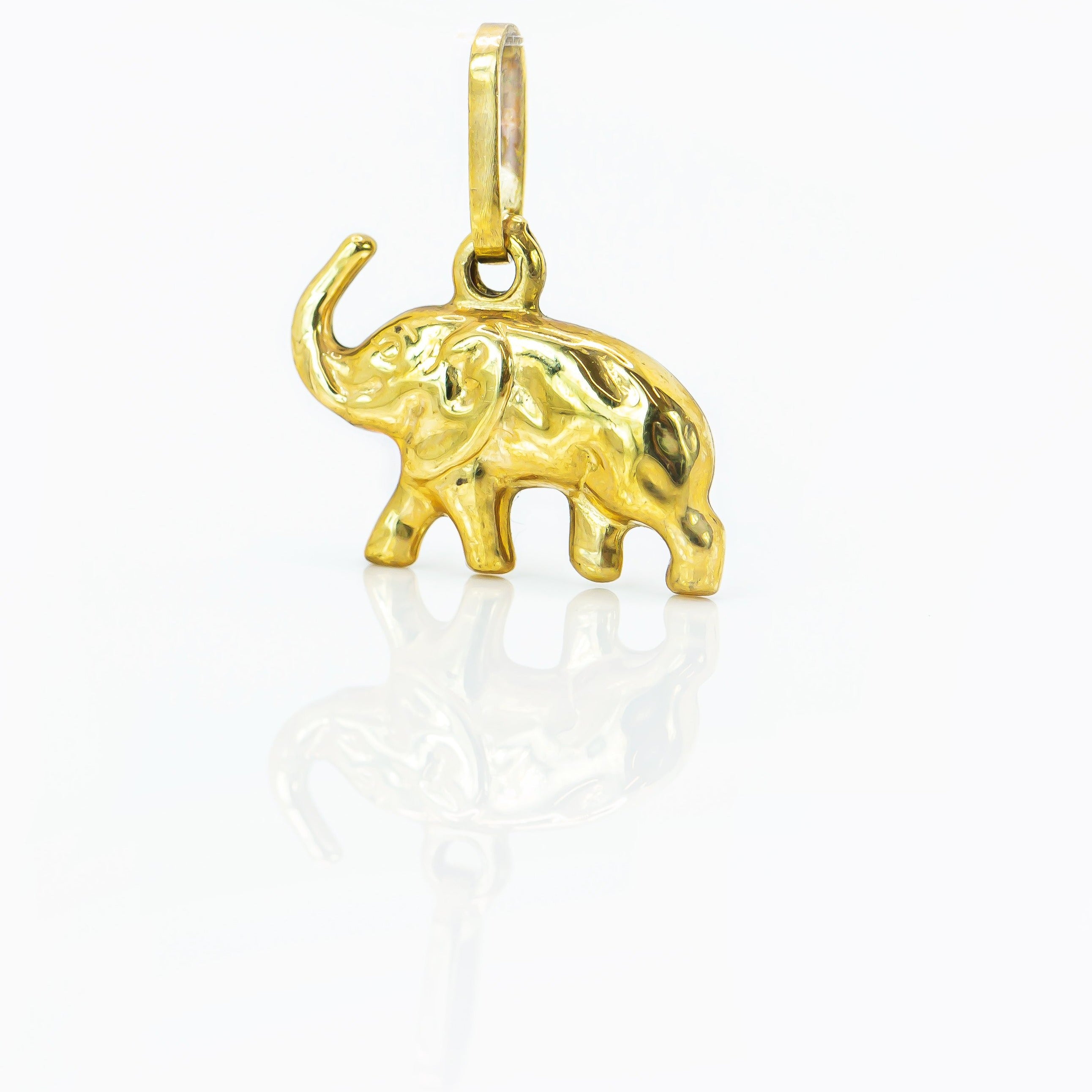 Colgante de oro macizo de 18 quilates con elefante