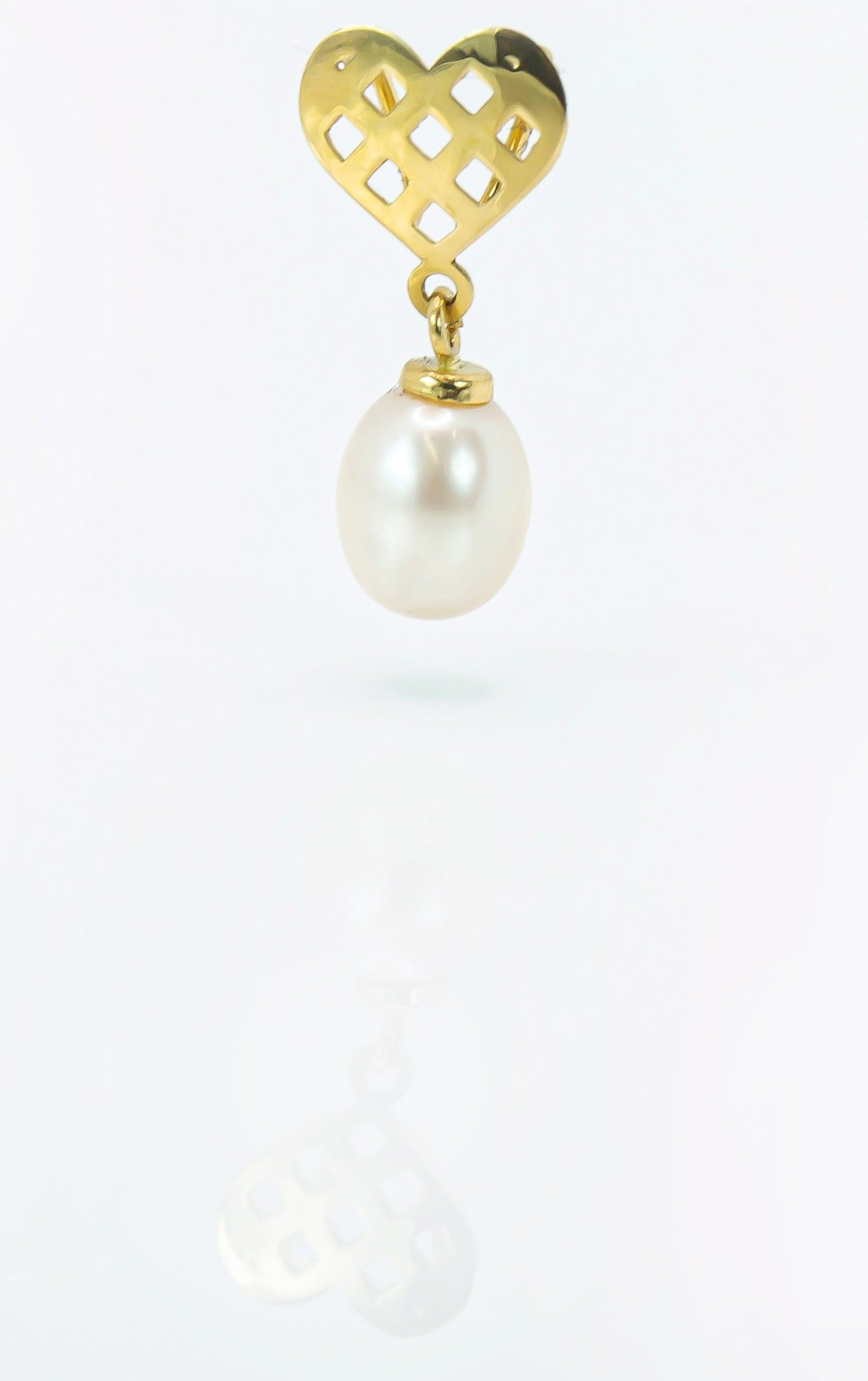 Colgante en Oro Sólido 18K Corazón con Perlas