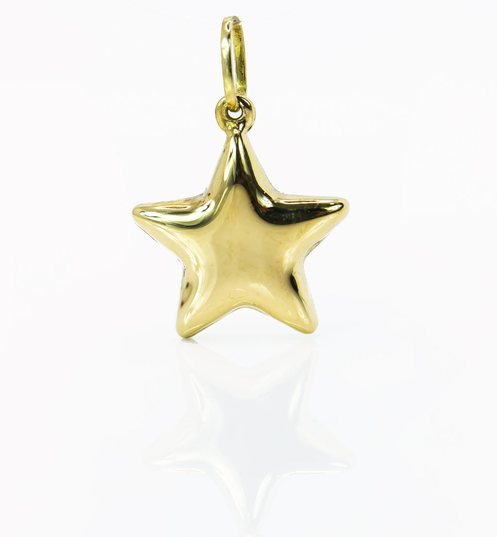 Colgante en Oro Sólido de 18K Estrella Común