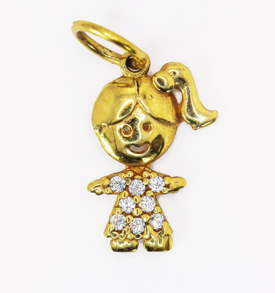 Pingente em Ouro Sólido 18K Menininha Vestido Cravejado Pequena